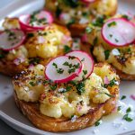 Garlic Herb Cauliflower Toast 1